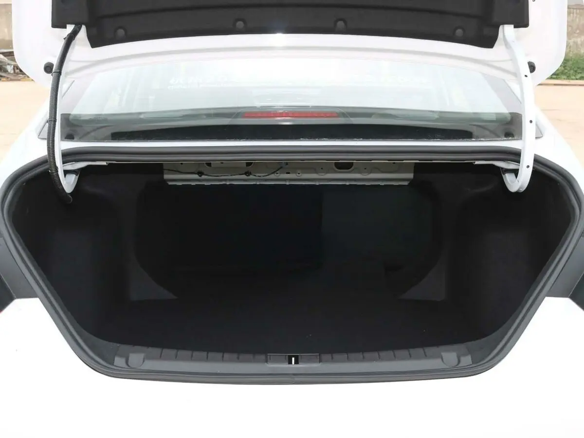 Geely Binrui I Рестайлинг Седан — сүрөт 12
