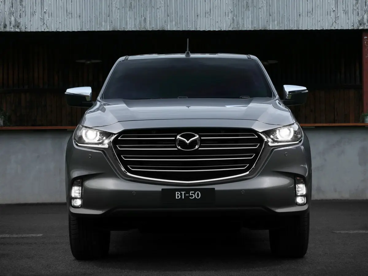 Mazda BT-50 III Пикап Двойная кабина — сүрөт 3