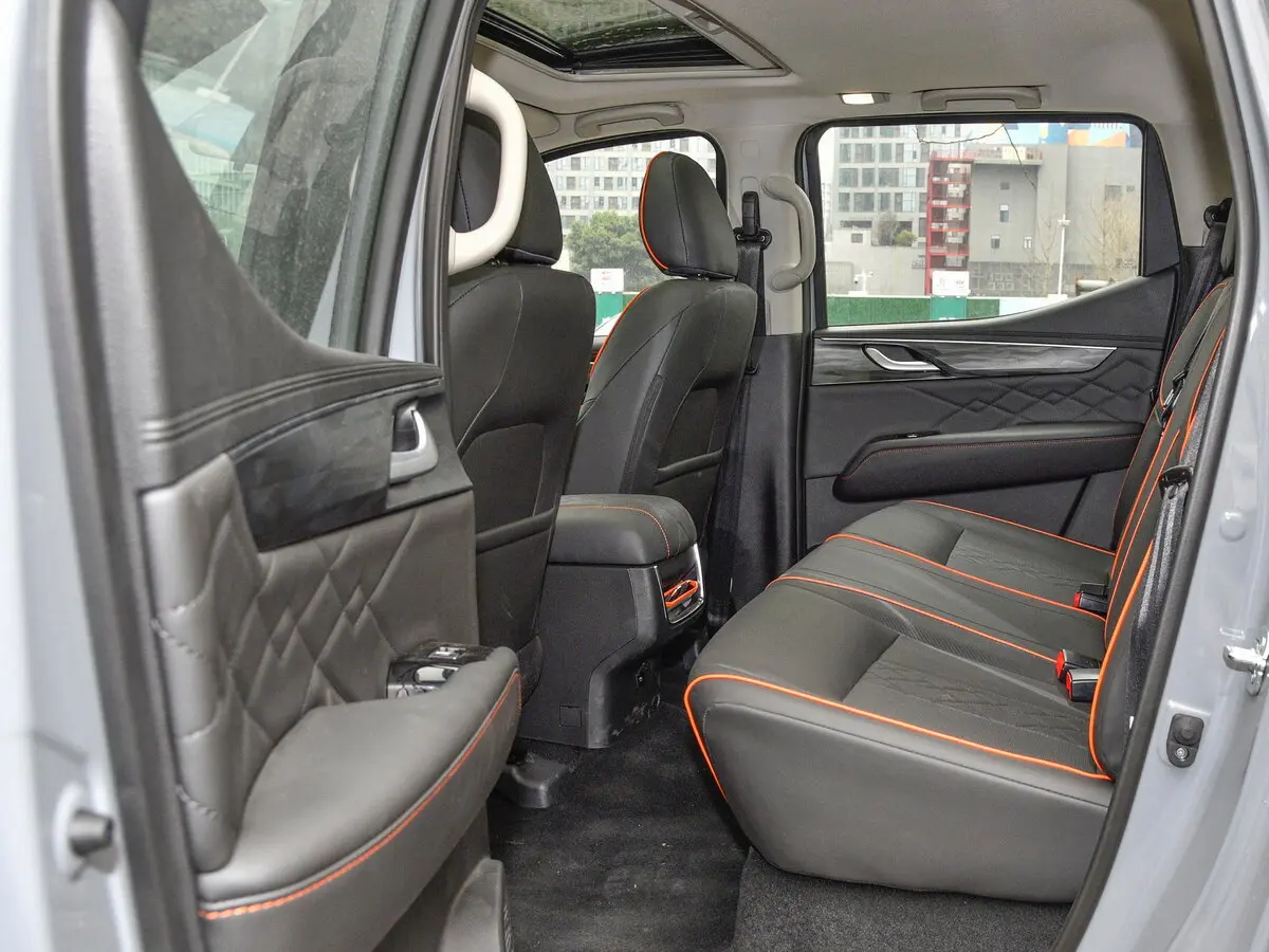 Dongfeng Rich 7 2022 – н.в. Пикап Двойная кабина Tiger Roar — 照片 11