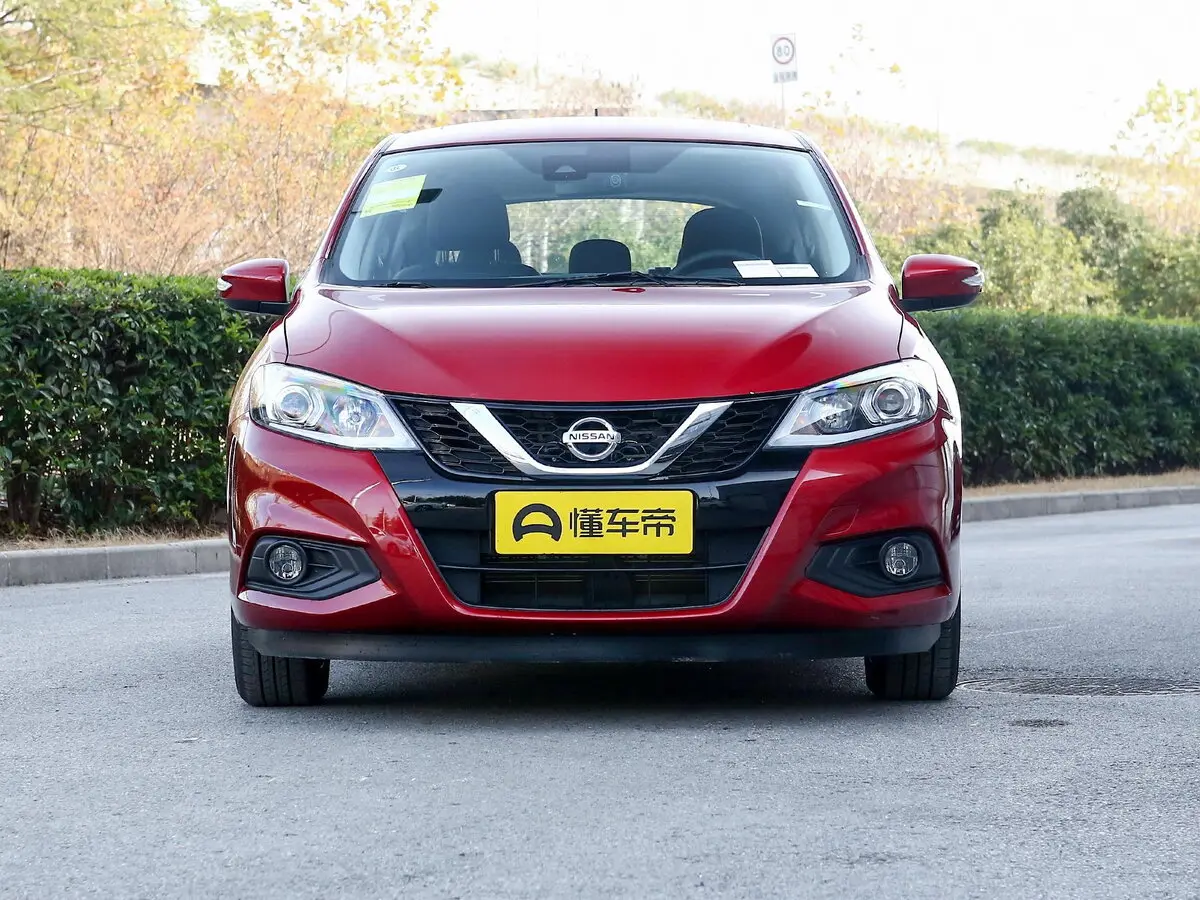 Nissan Tiida II (China Market) Хэтчбек 5 дв. — сүрөт 3