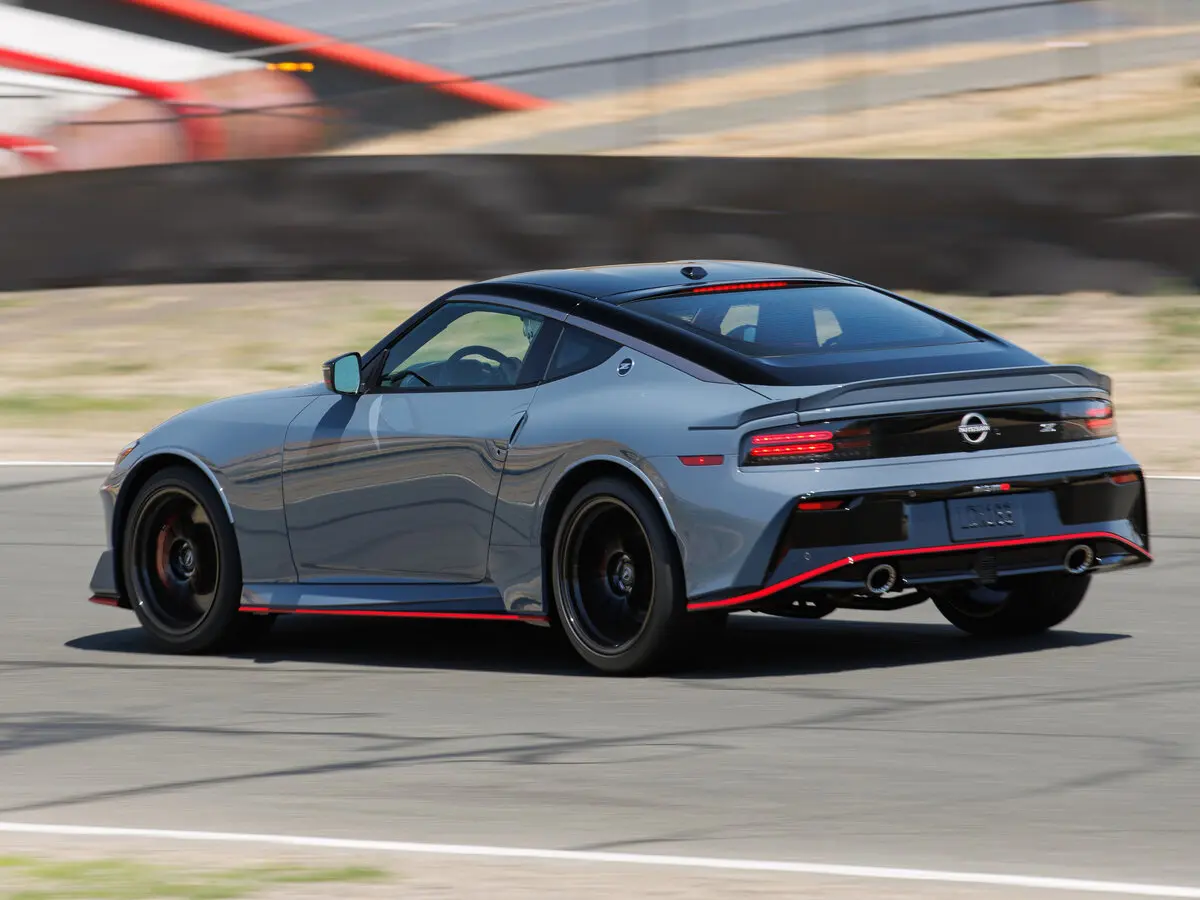 Nissan Z 2021 – н.в. Купе Nismo — сүрөт 4