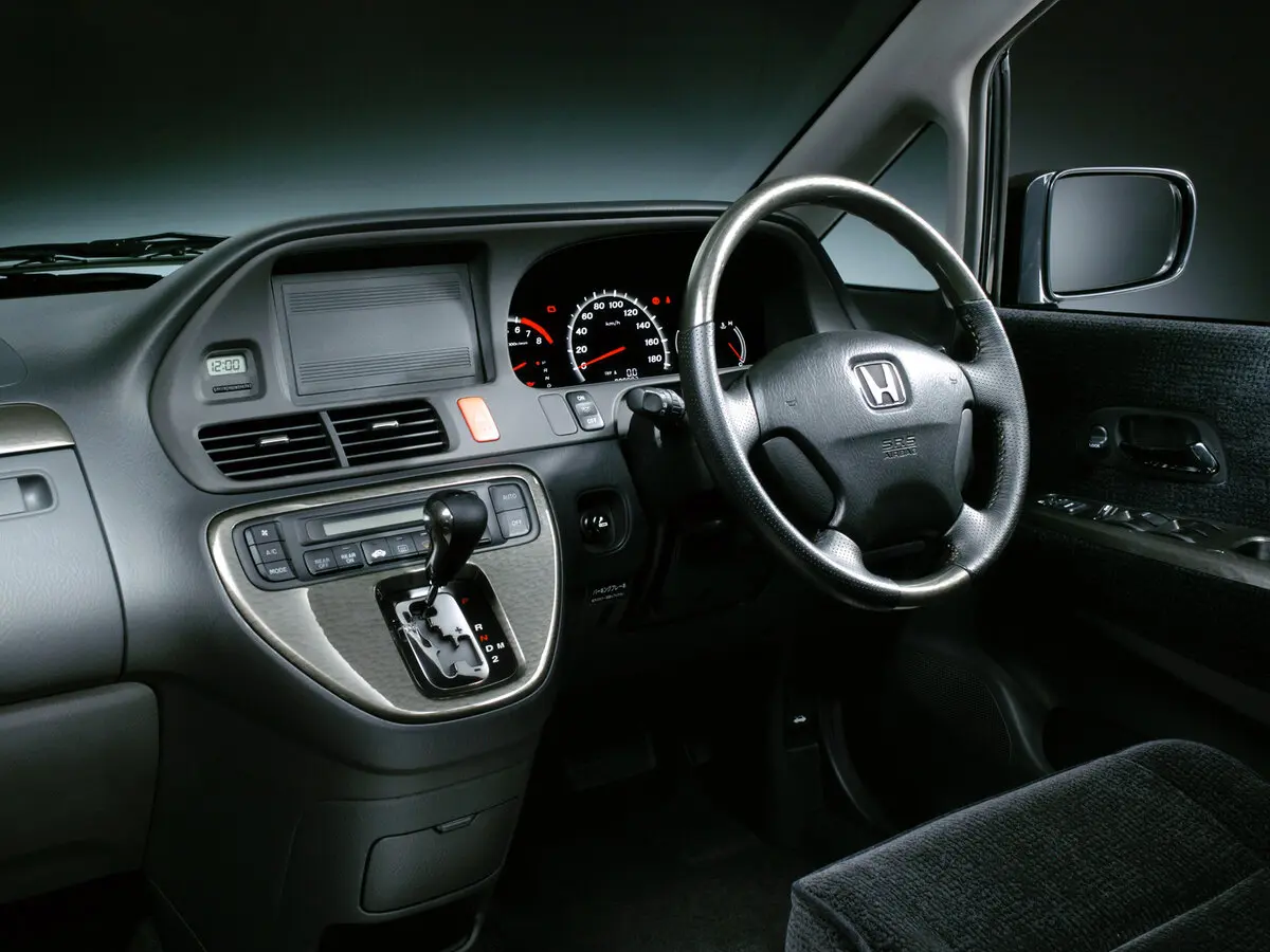 Honda Odyssey II Рестайлинг Компактвэн — фото 4