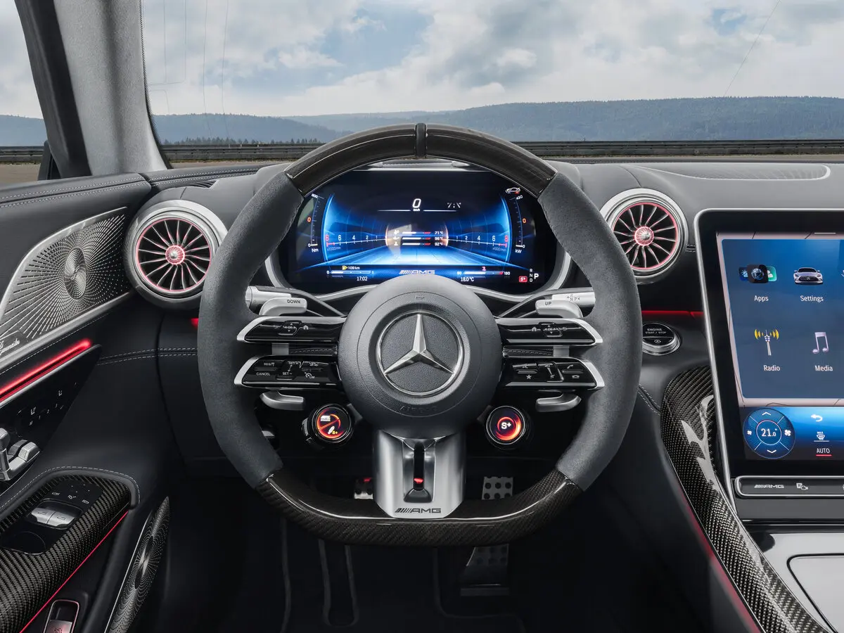 Mercedes-Benz AMG GT II Купе — 照片 9