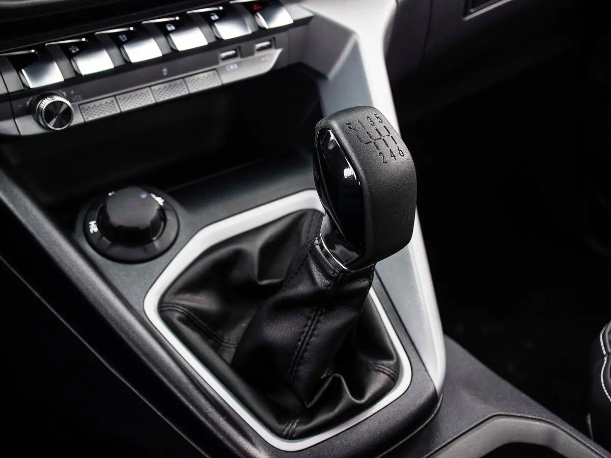 Changan Hunter I Пикап Двойная кабина — сүрөт 12