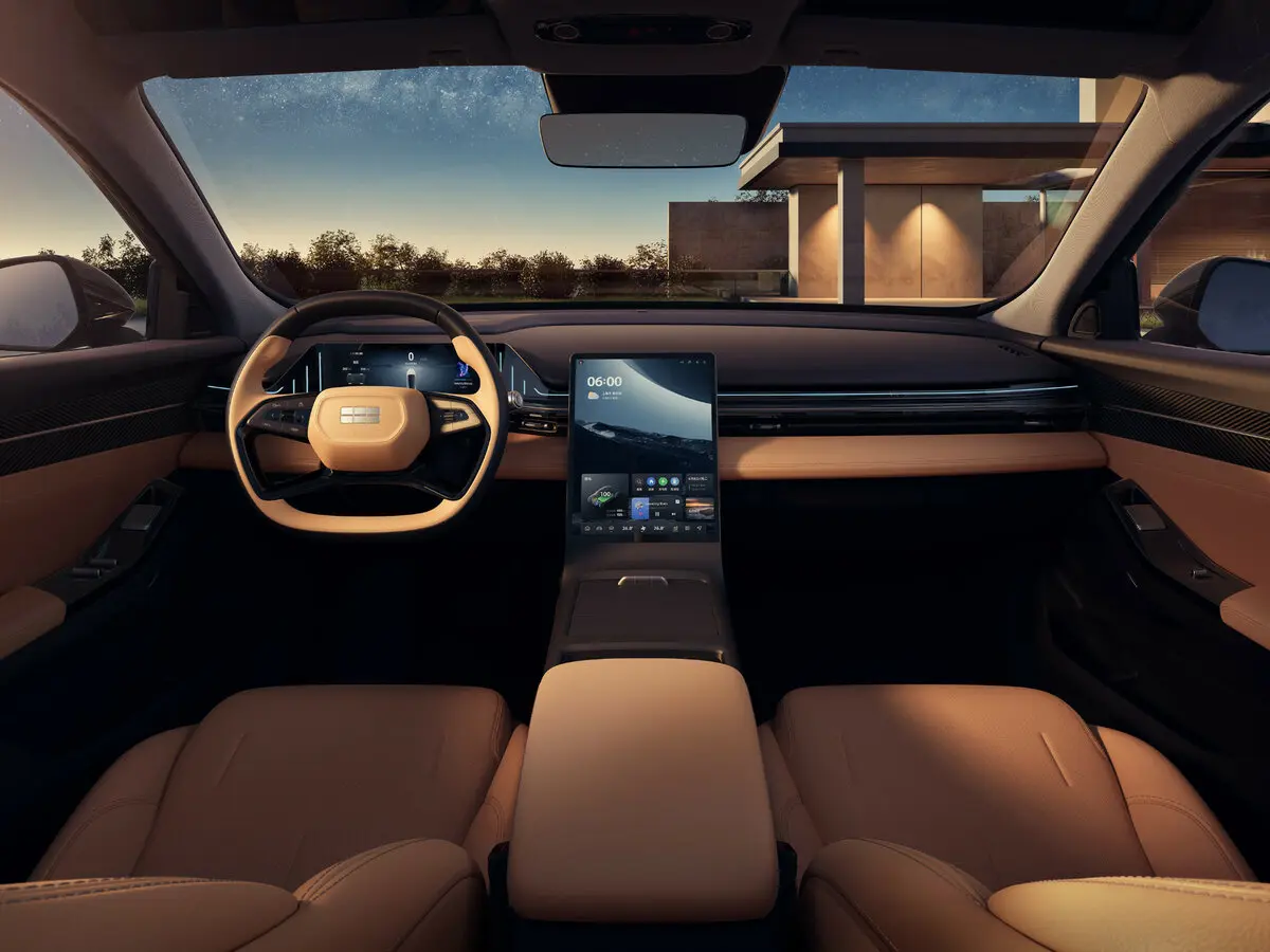 Geely Galaxy L6 2023 – н.в. Седан — 照片 4
