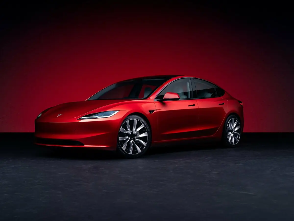 Tesla Model 3 I Рестайлинг Седан — фото 2