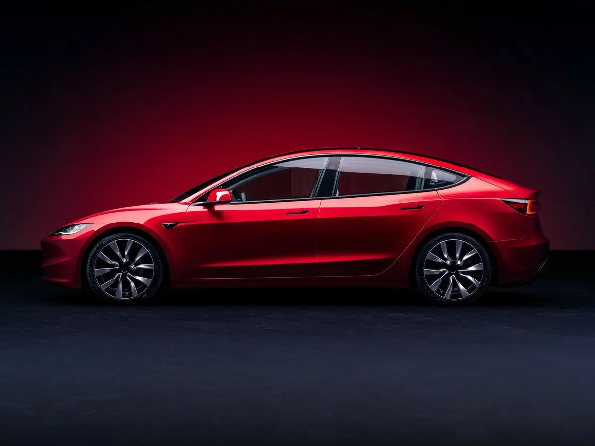 Tesla Model 3 I Рестайлинг Седан — фото 3