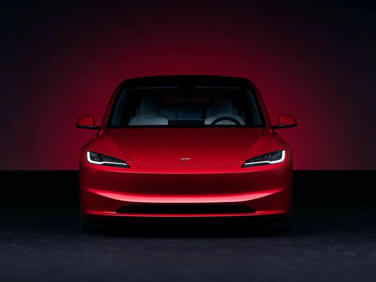 Tesla Model 3 I Рестайлинг Седан — фото 4