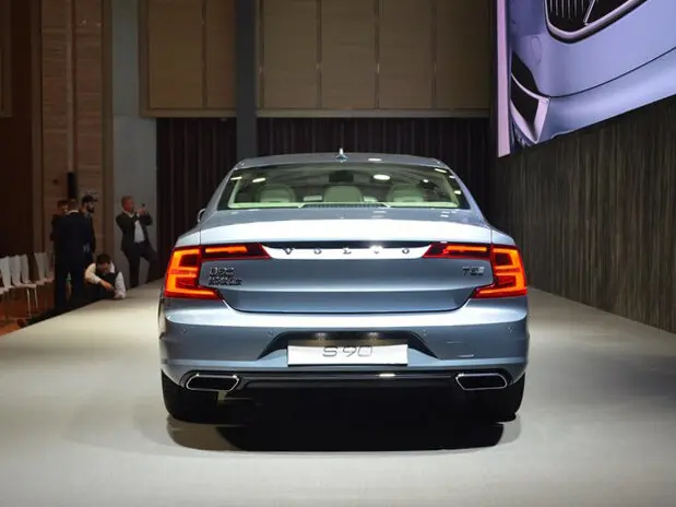 Volvo S90 II Седан Long — photo 4