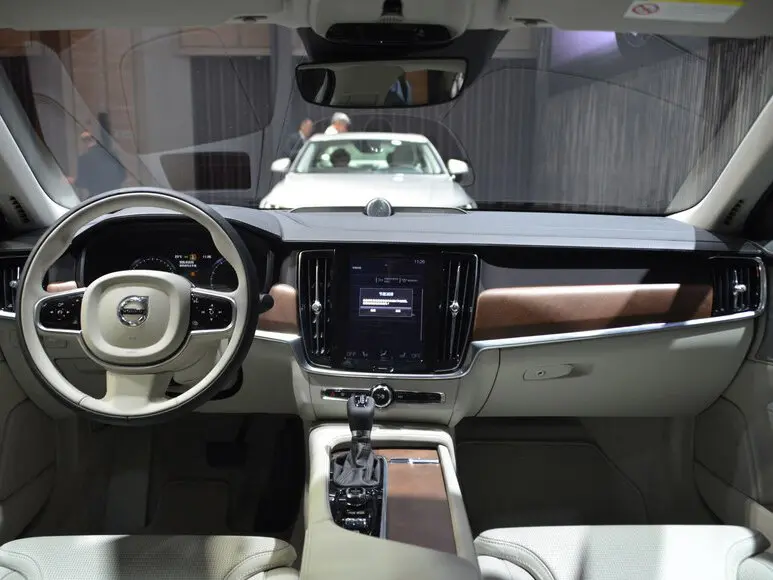 Volvo S90 II Седан Long — photo 6