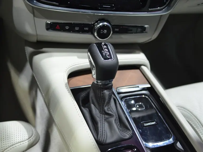 Volvo S90 II Седан Long — photo 12