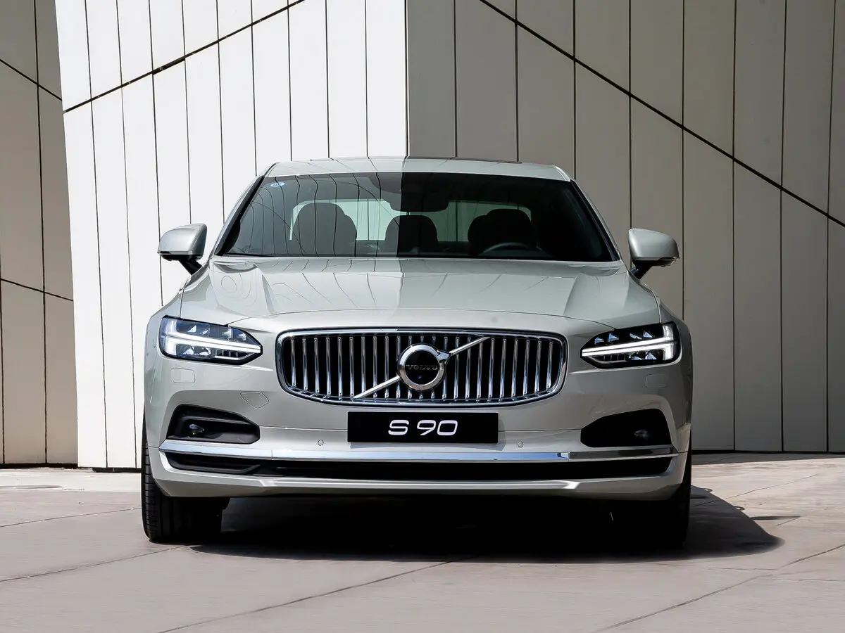 Volvo S90 II Рестайлинг Седан Long — 照片 3
