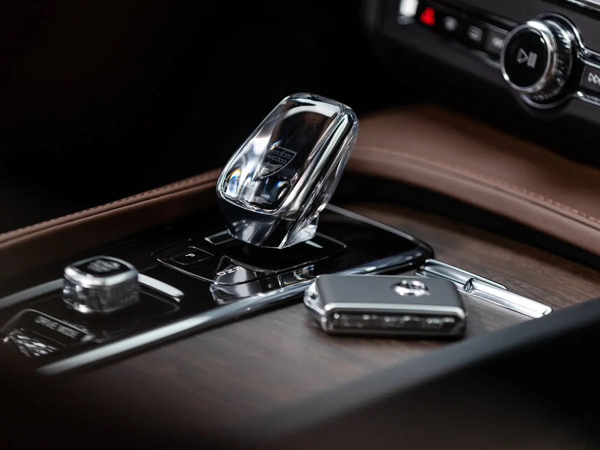 Volvo S90 II Рестайлинг Седан Long — 照片 7