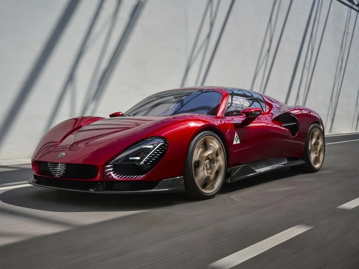 Alfa Romeo 33 Stradale 2024 – 2024