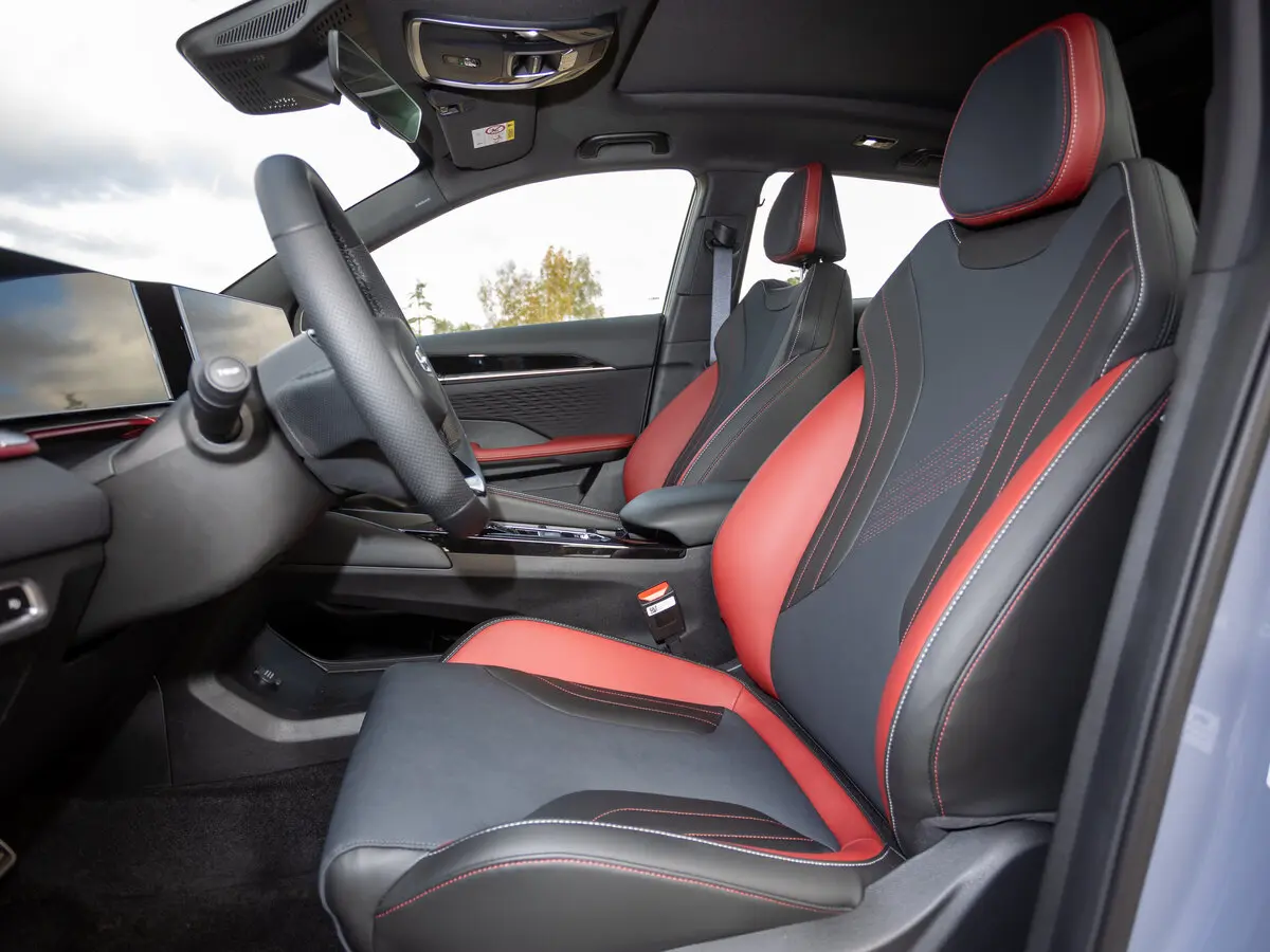 Geely Coolray I Рестайлинг Внедорожник 5 дв. — сүрөт 22
