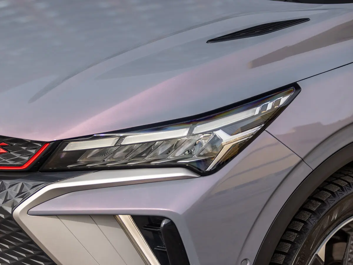 Geely Coolray I Рестайлинг Внедорожник 5 дв. — сүрөт 31