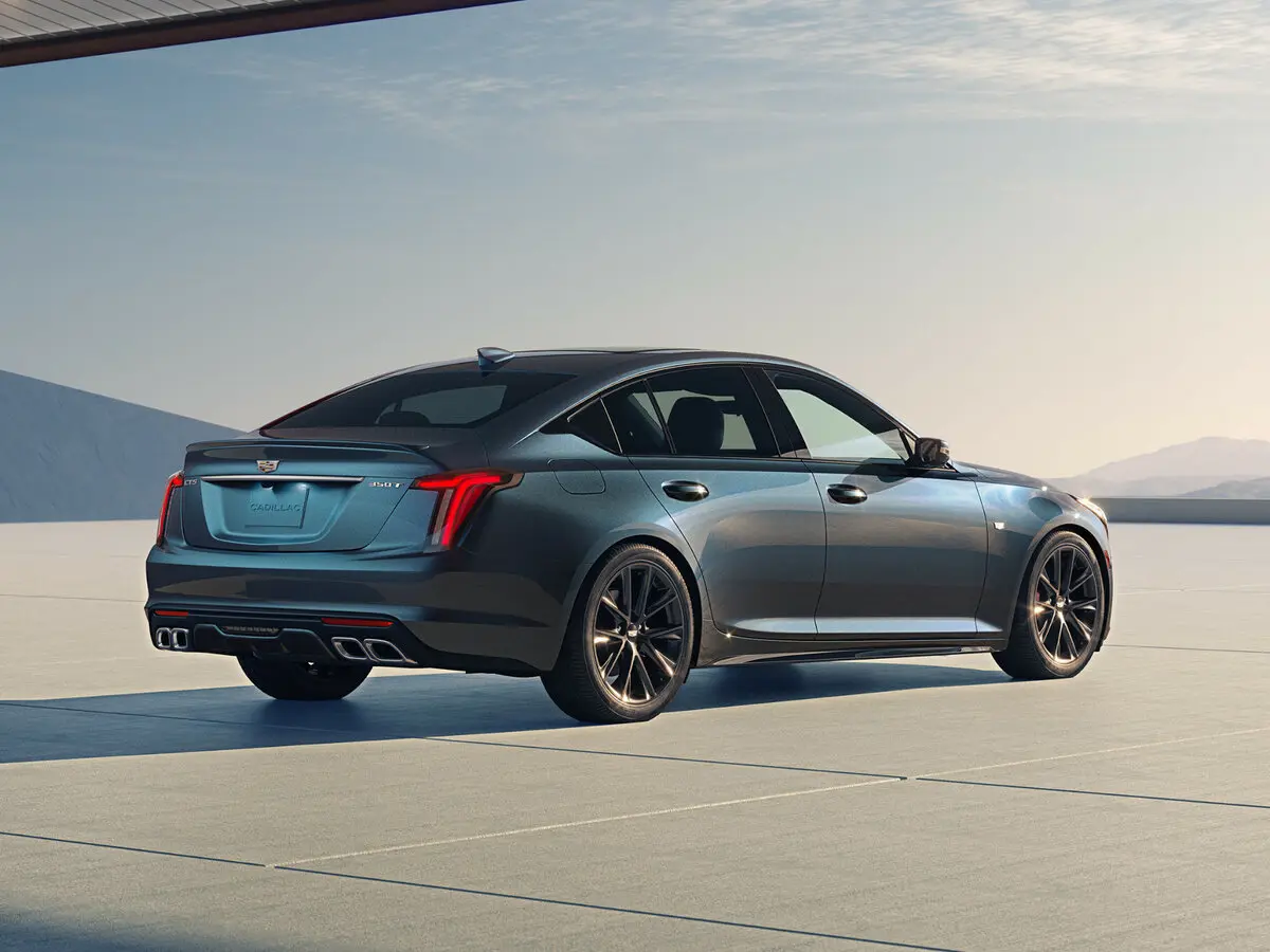 Cadillac CT5 I Рестайлинг Седан — 照片 3