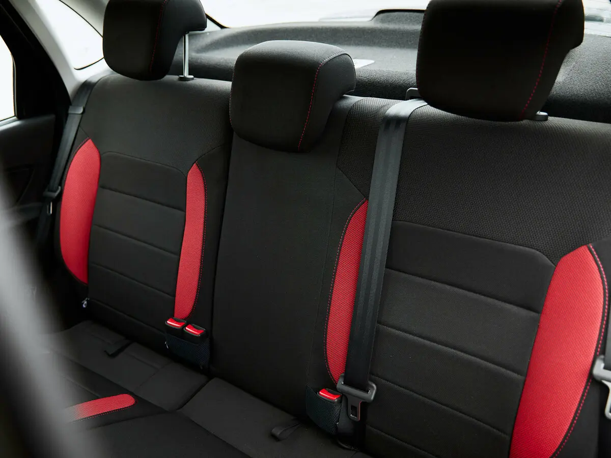 Lada (ВАЗ) Granta I Рестайлинг Лифтбек Sport — сүрөт 8