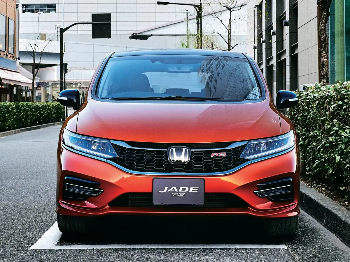 Honda Jade I Рестайлинг Компактвэн — сүрөт 3
