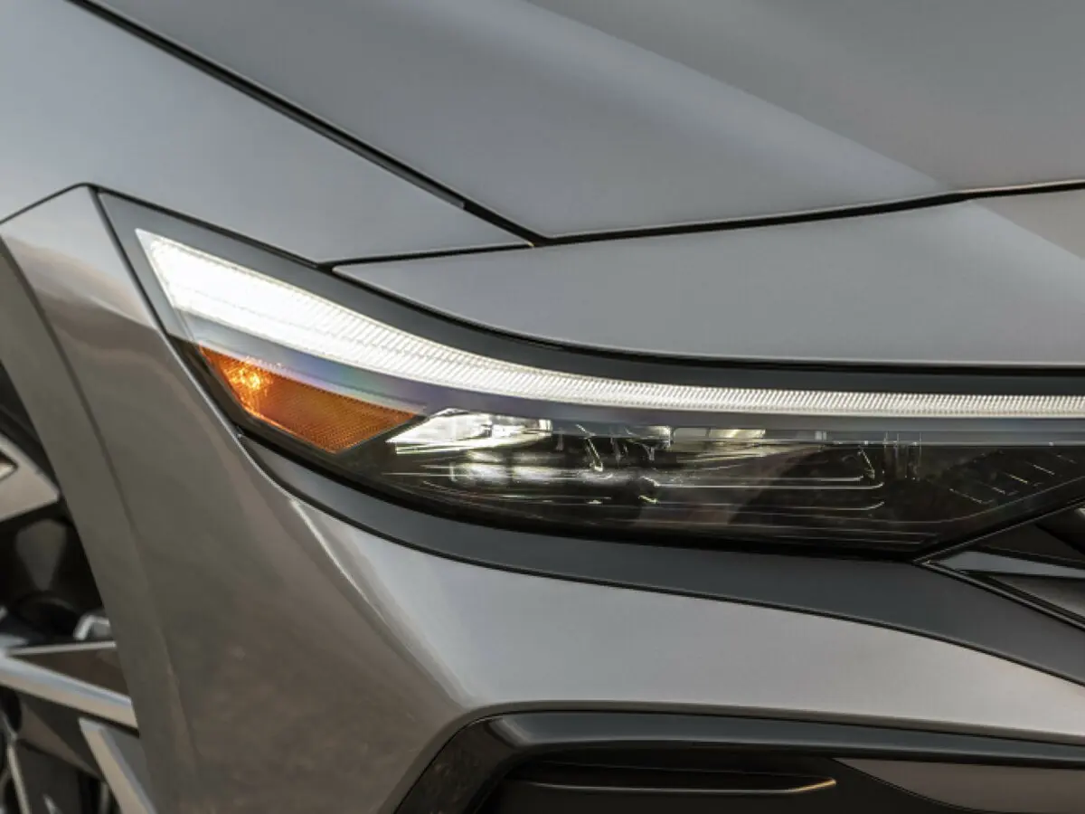 Hyundai Elantra VII (CN7) Рестайлинг Седан — сүрөт 10