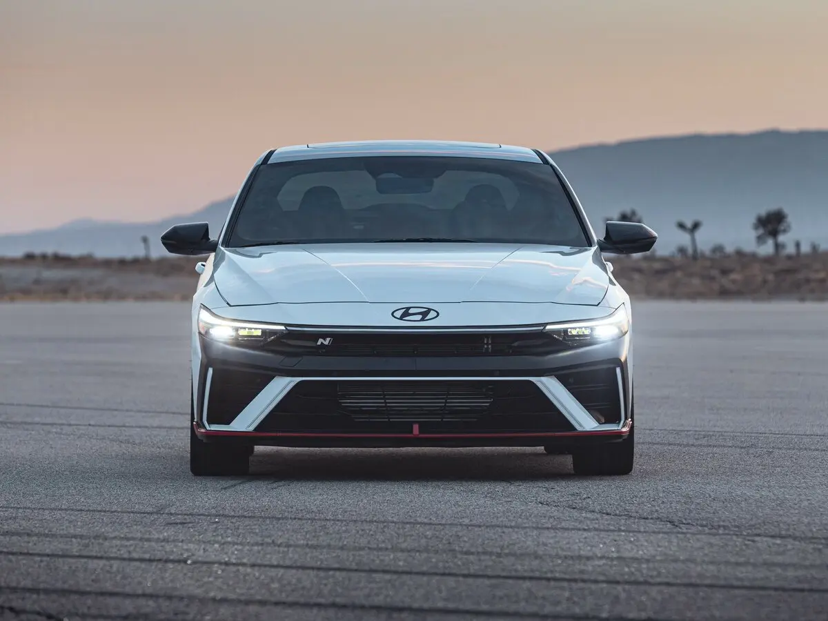 Hyundai Elantra N I Рестайлинг Седан — сүрөт 3