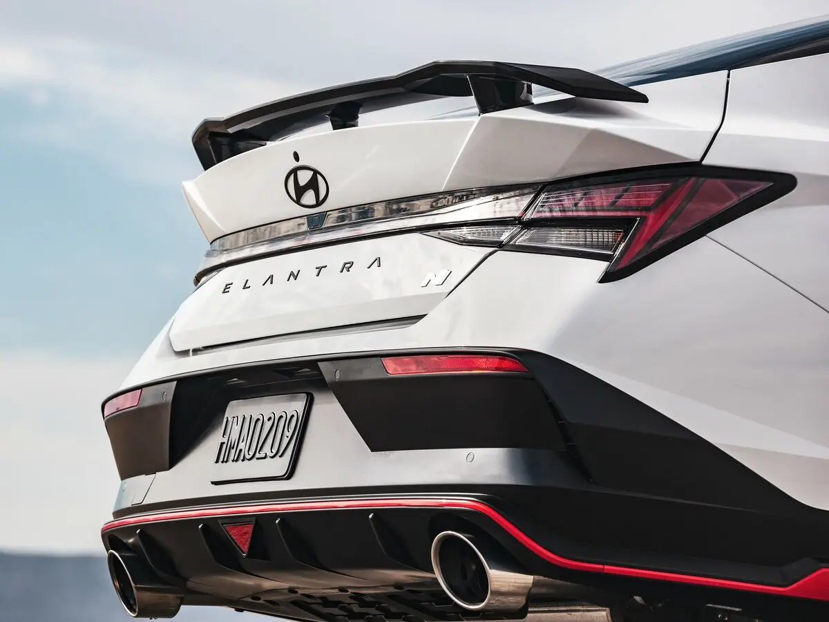 Hyundai Elantra N I Рестайлинг Седан — сүрөт 12