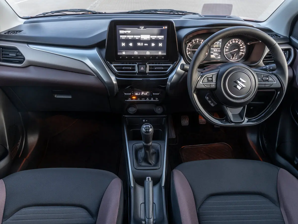 Suzuki Fronx 2023 – н.в. Внедорожник 5 дв. — 照片 5