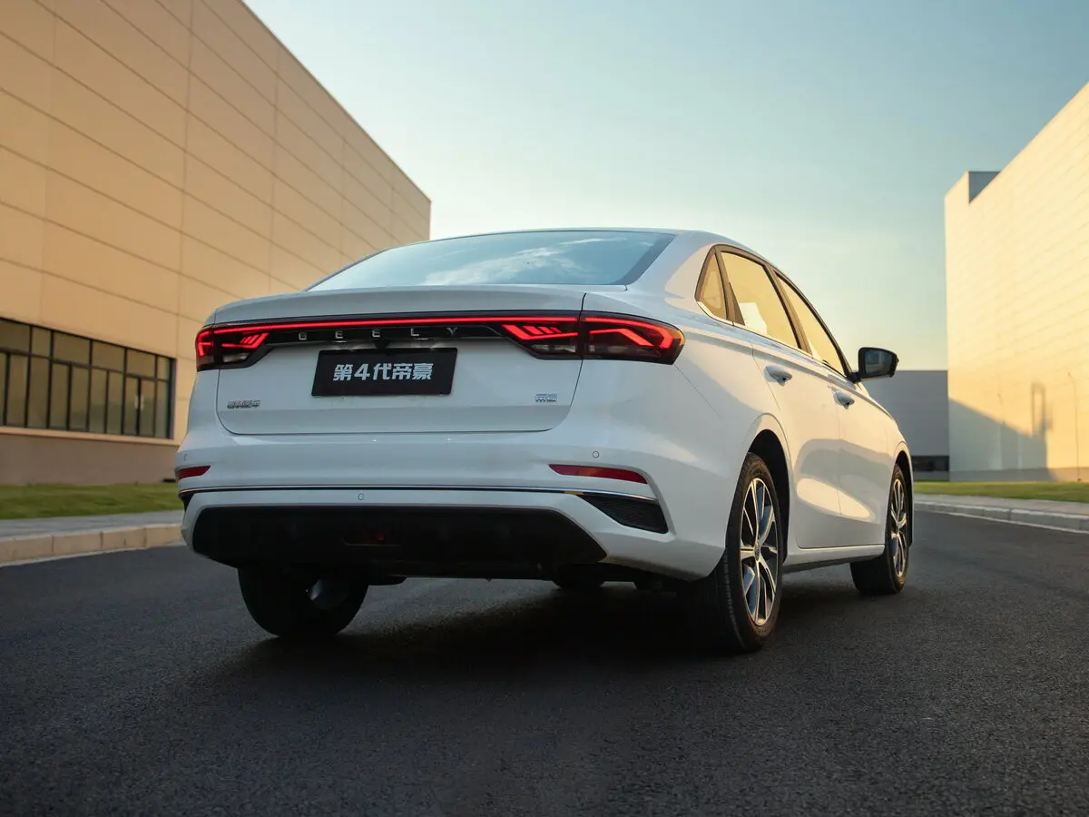 Geely Emgrand II Седан — сүрөт 5