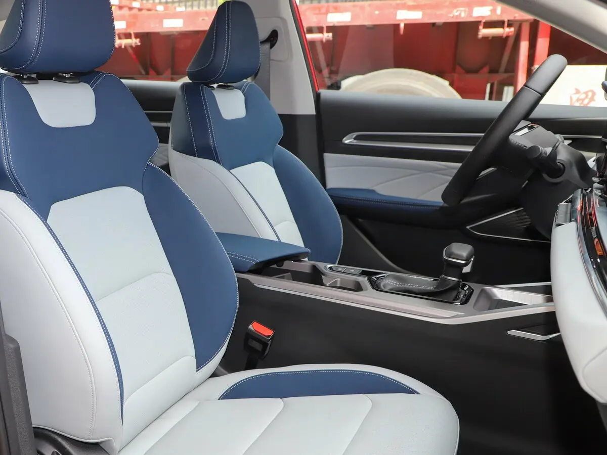 Geely Emgrand II Седан — сүрөт 7