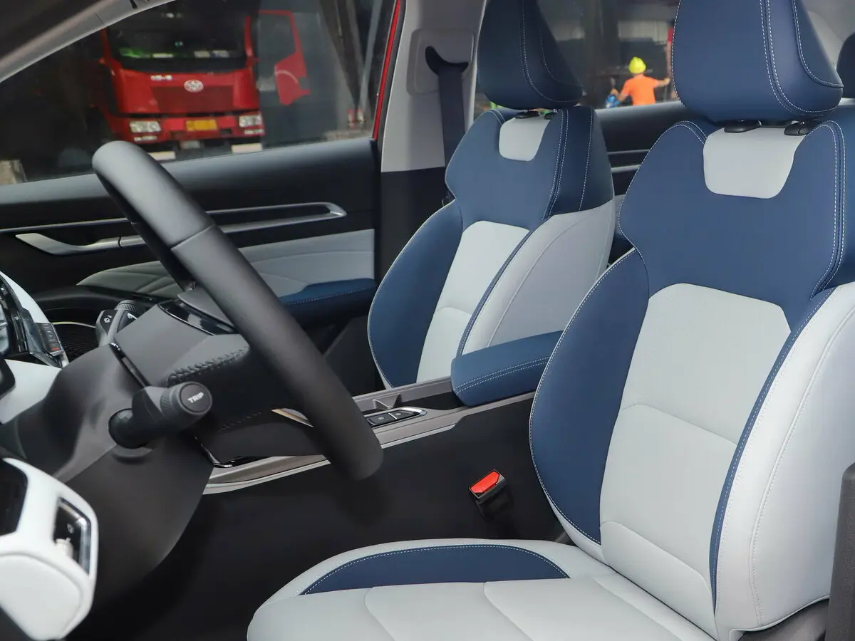 Geely Emgrand II Седан — сүрөт 8