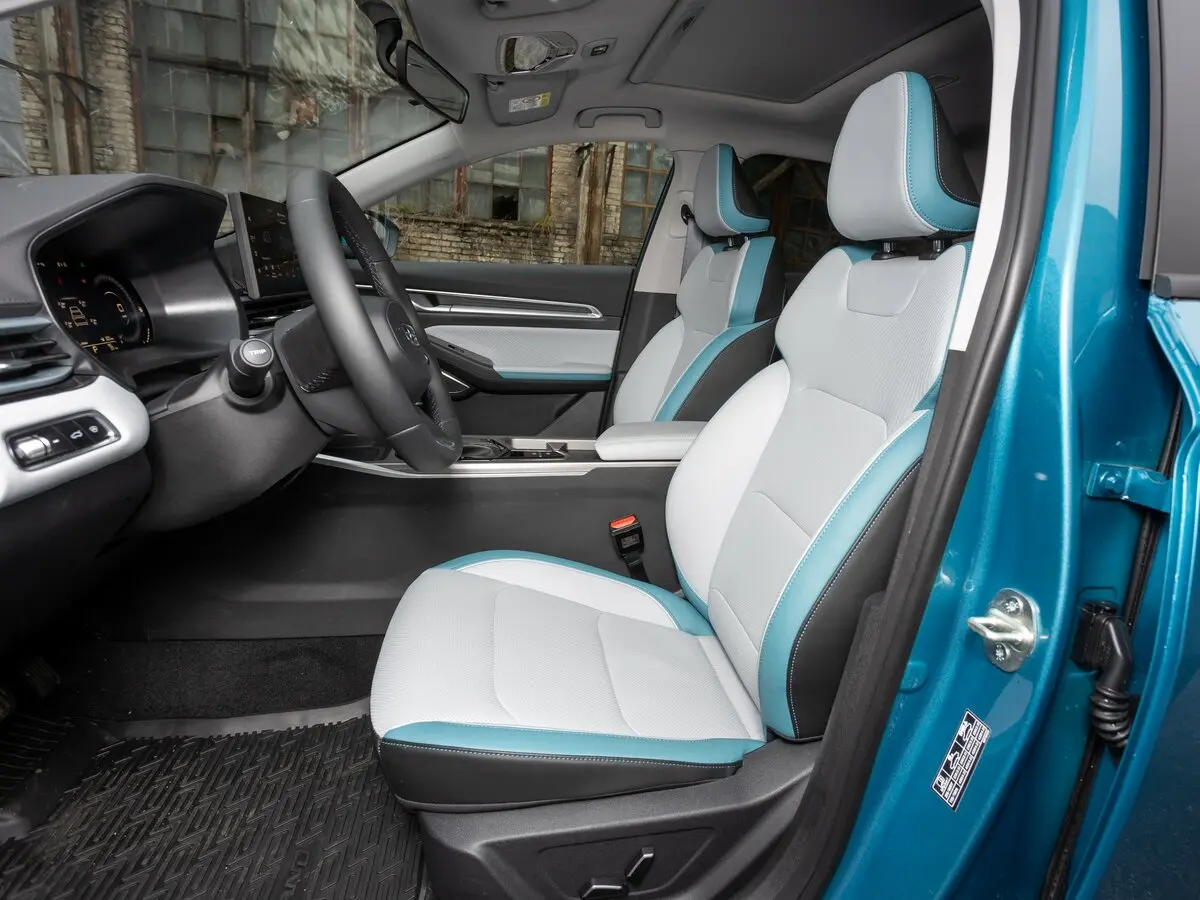 Geely Emgrand II Седан — сүрөт 29