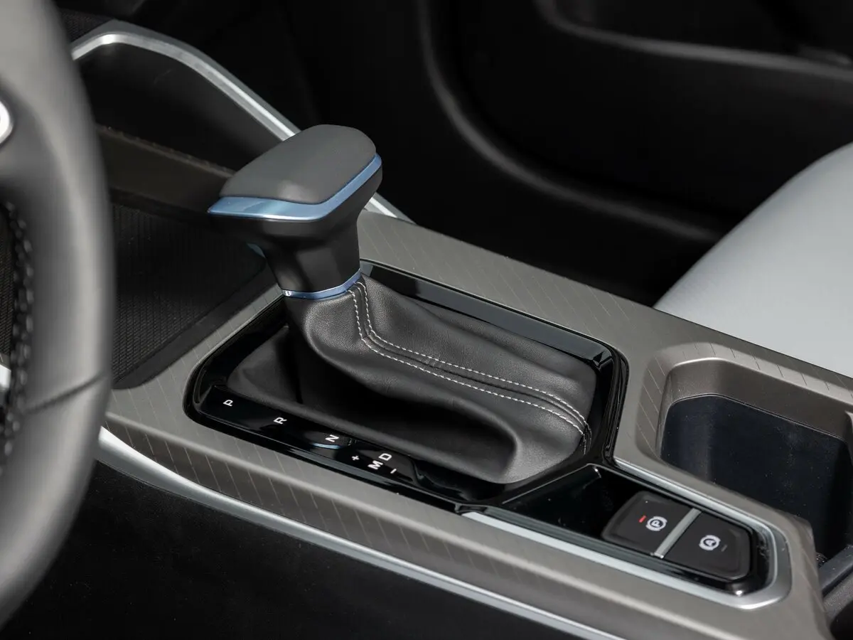 Geely Emgrand II Седан — сүрөт 34