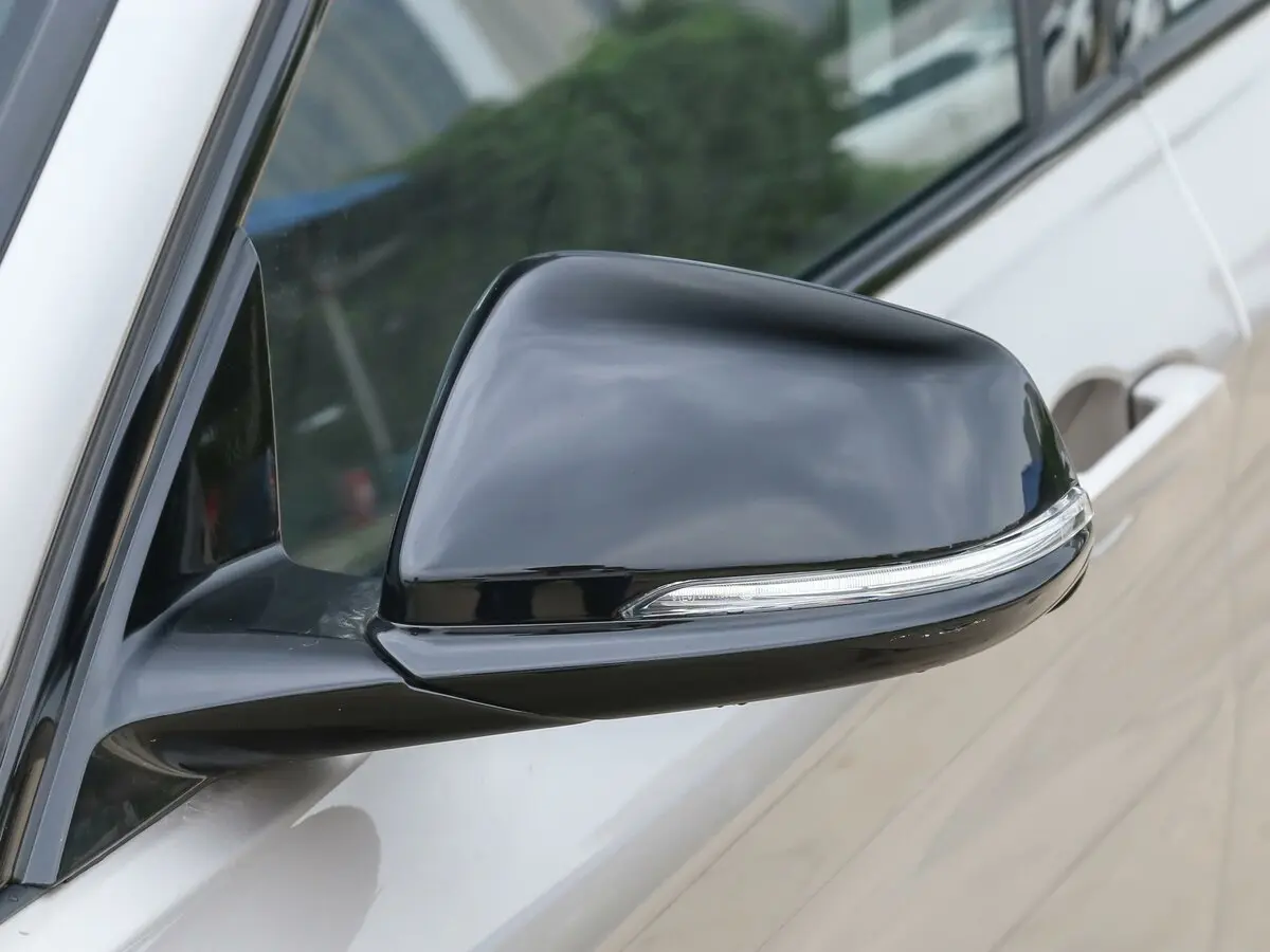BMW 1 серии III (F52) Рестайлинг Седан — сүрөт 9