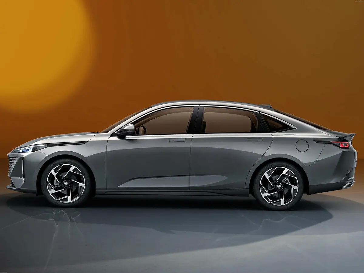 Changan Yida 2023 – н.в. Седан — сүрөт 2