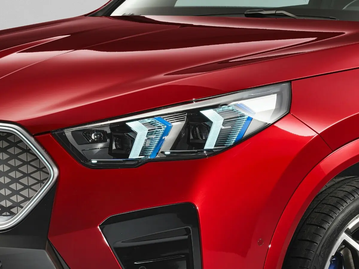 BMW iX2 2023 – н.в. Внедорожник 5 дв. — сүрөт 12