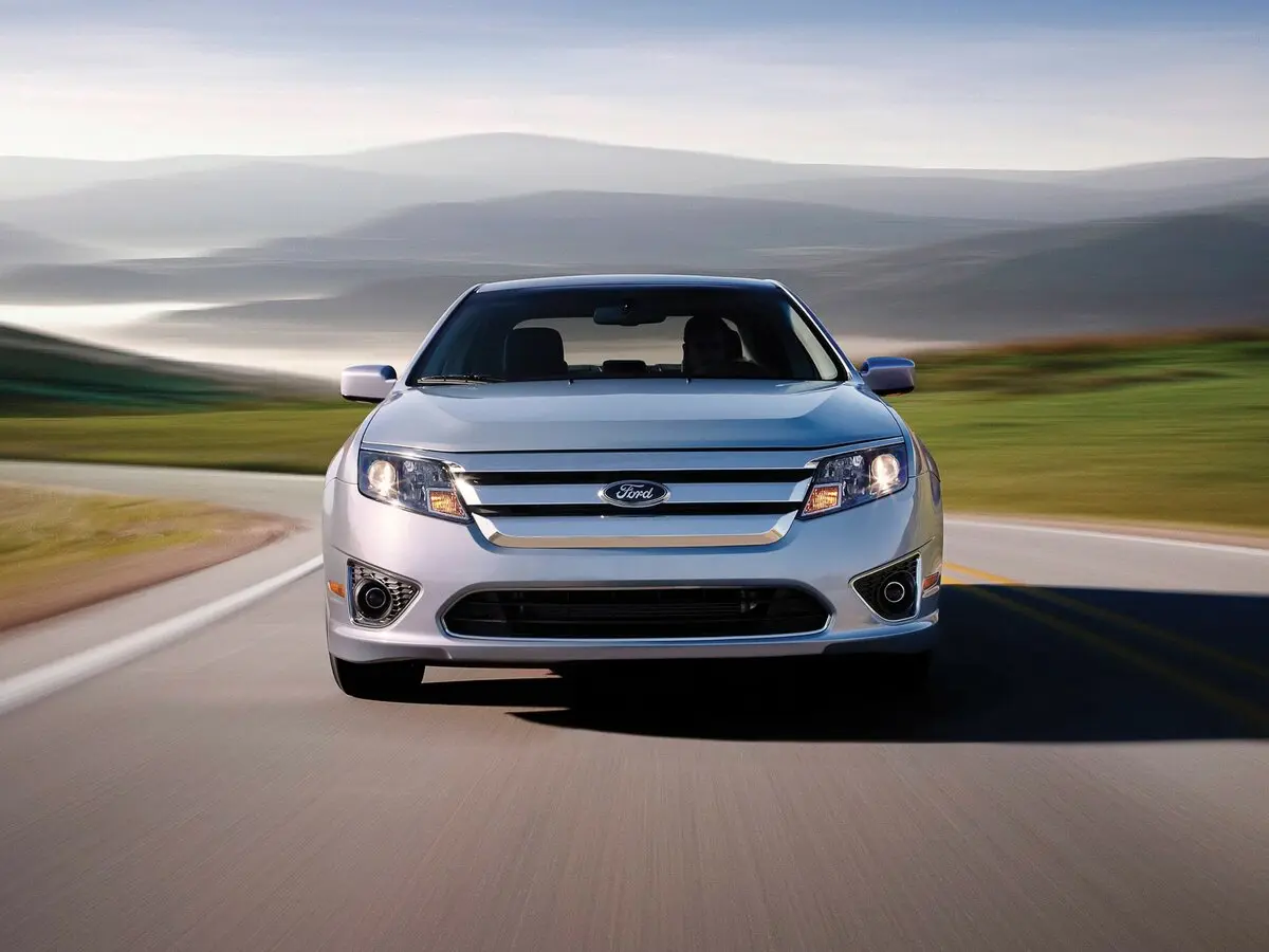 Ford Fusion (North America) I Рестайлинг Седан — сүрөт 3