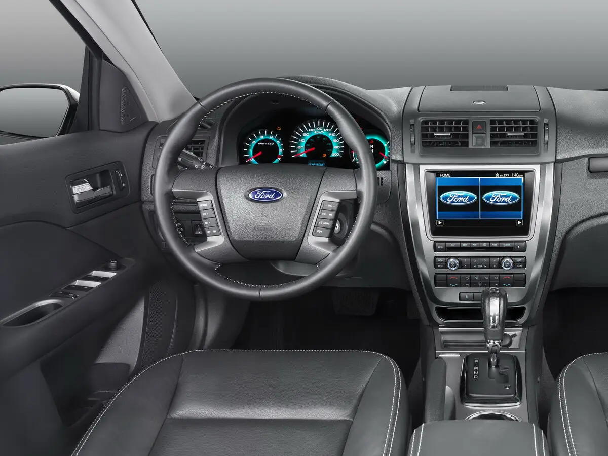 Ford Fusion (North America) I Рестайлинг Седан — сүрөт 8