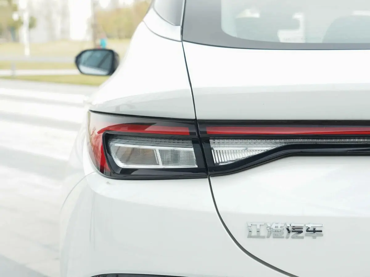 JAC A5 2019 – 2021 Лифтбек — photo 10
