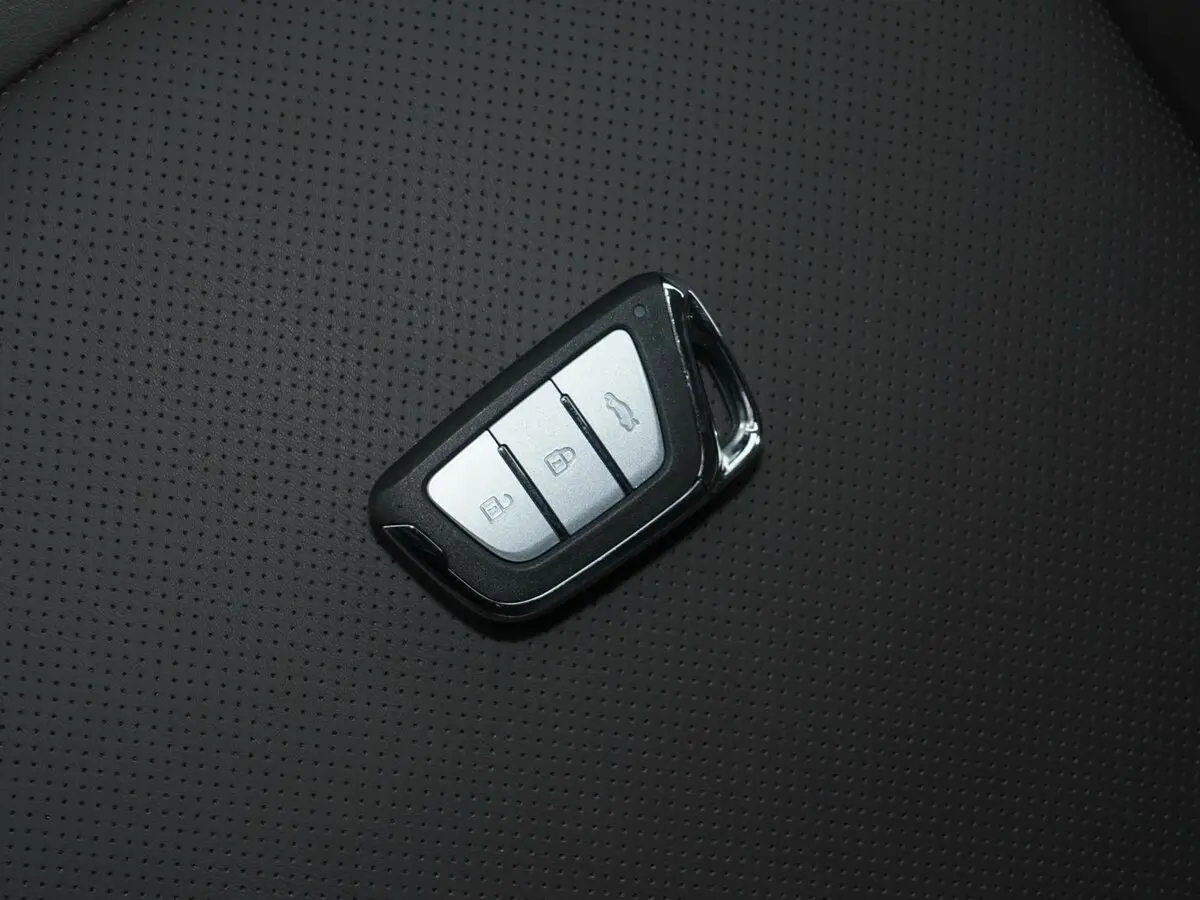 JAC A5 2019 – 2021 Лифтбек — photo 12
