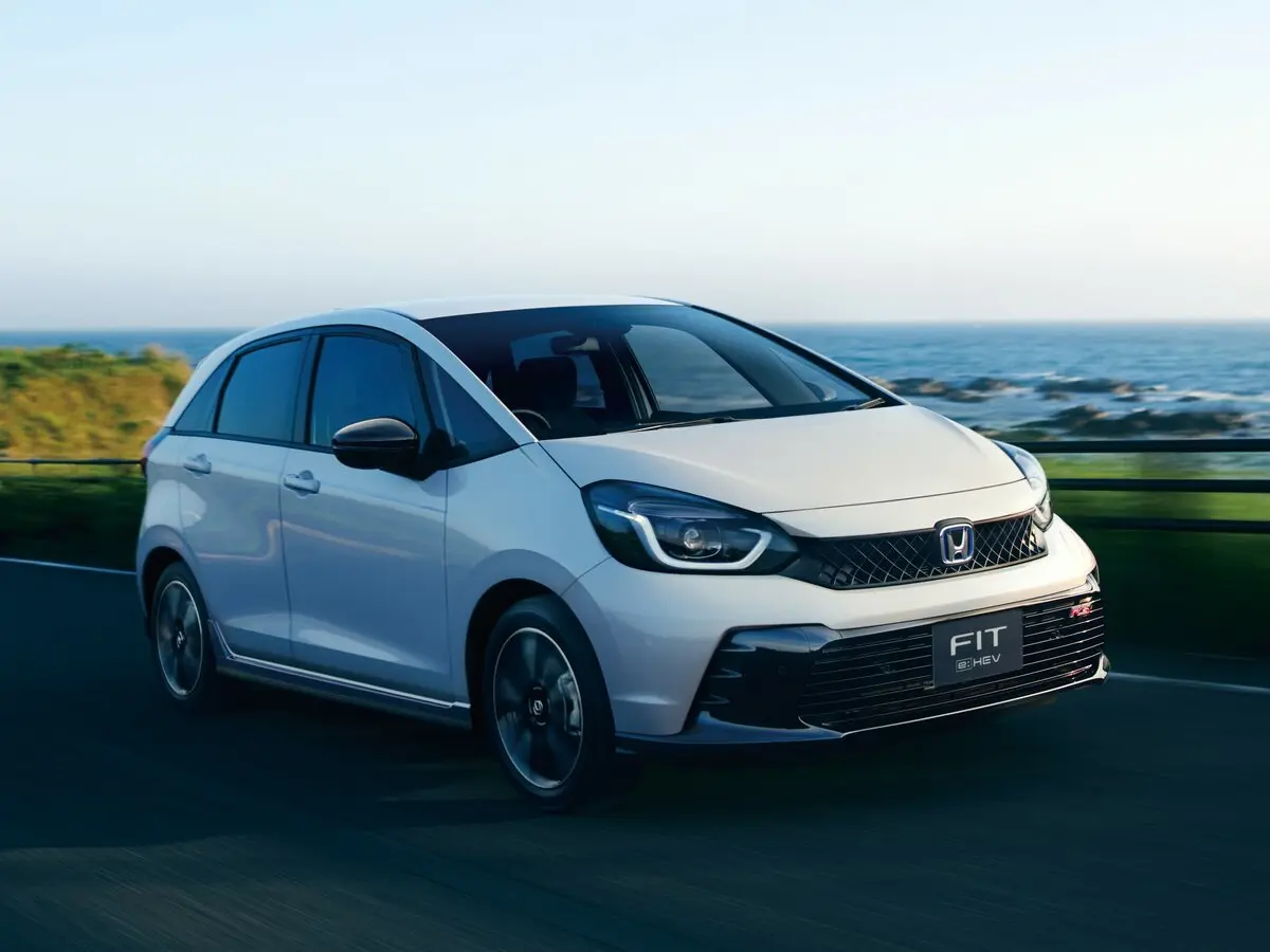 Honda Fit IV Рестайлинг Хэтчбек 5 дв. RS