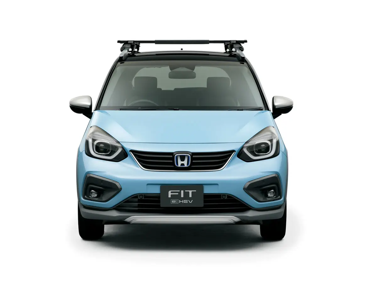 Honda Fit IV Рестайлинг Хэтчбек 5 дв. Crosstar — фото 3