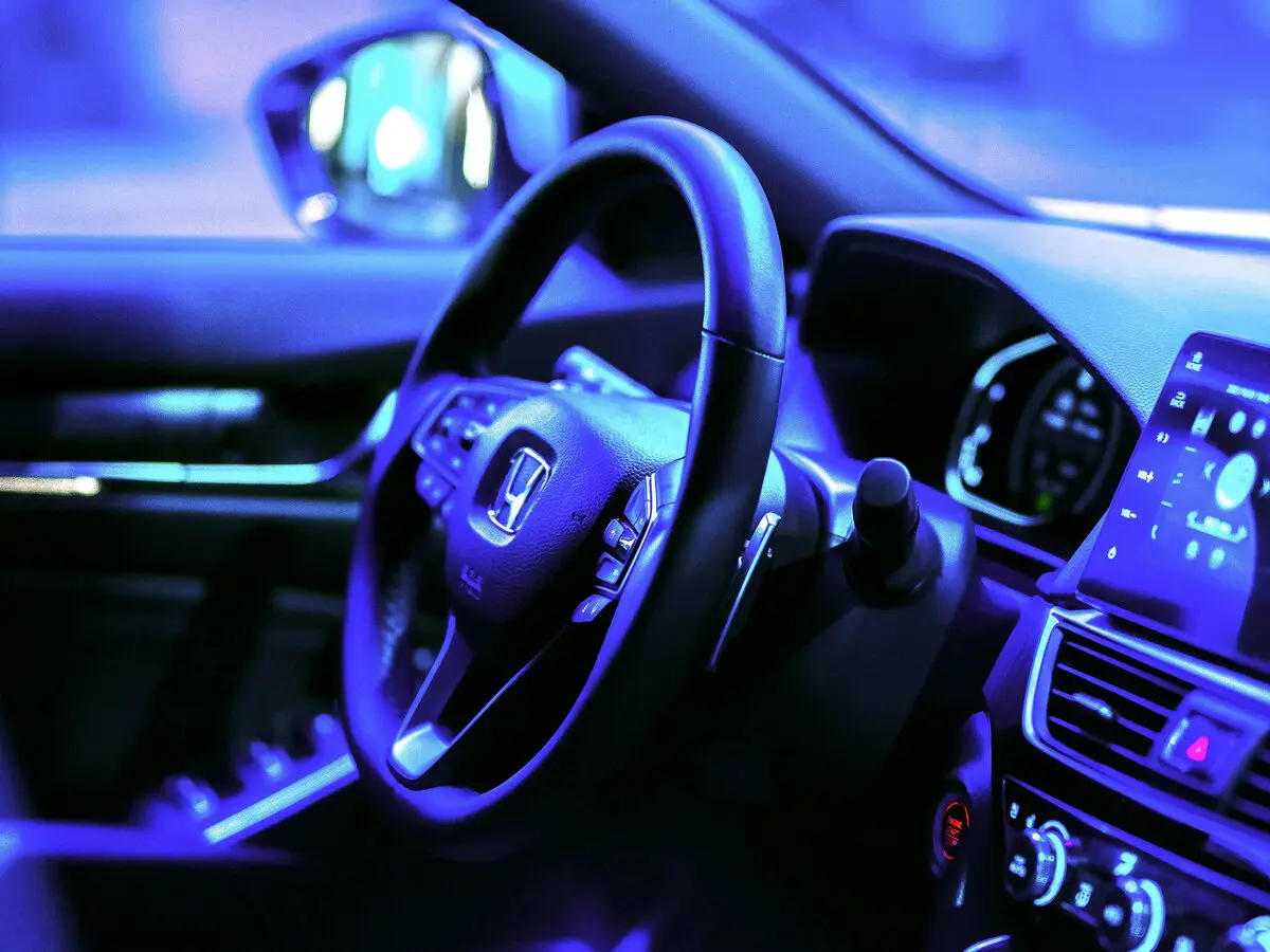 Honda Inspire VI Рестайлинг Седан — фото 5
