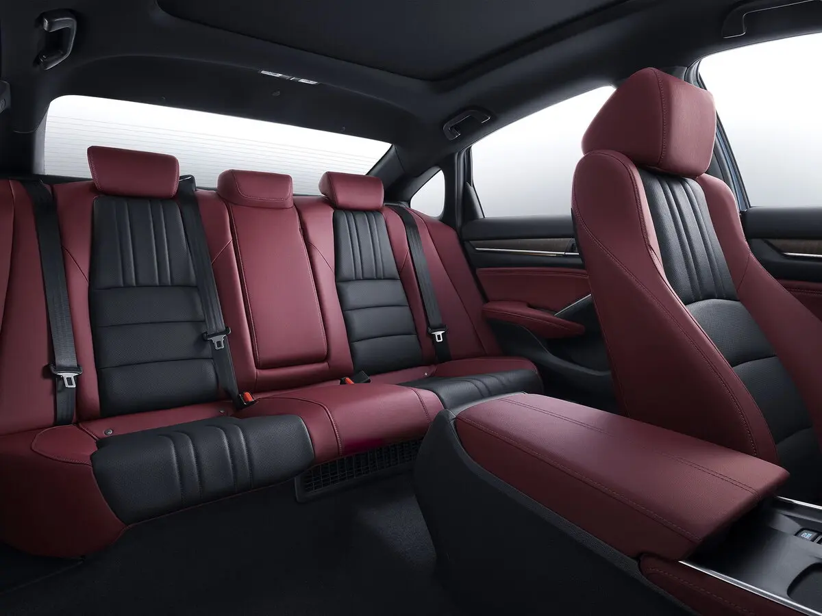 Honda Inspire VI Рестайлинг Седан — фото 6