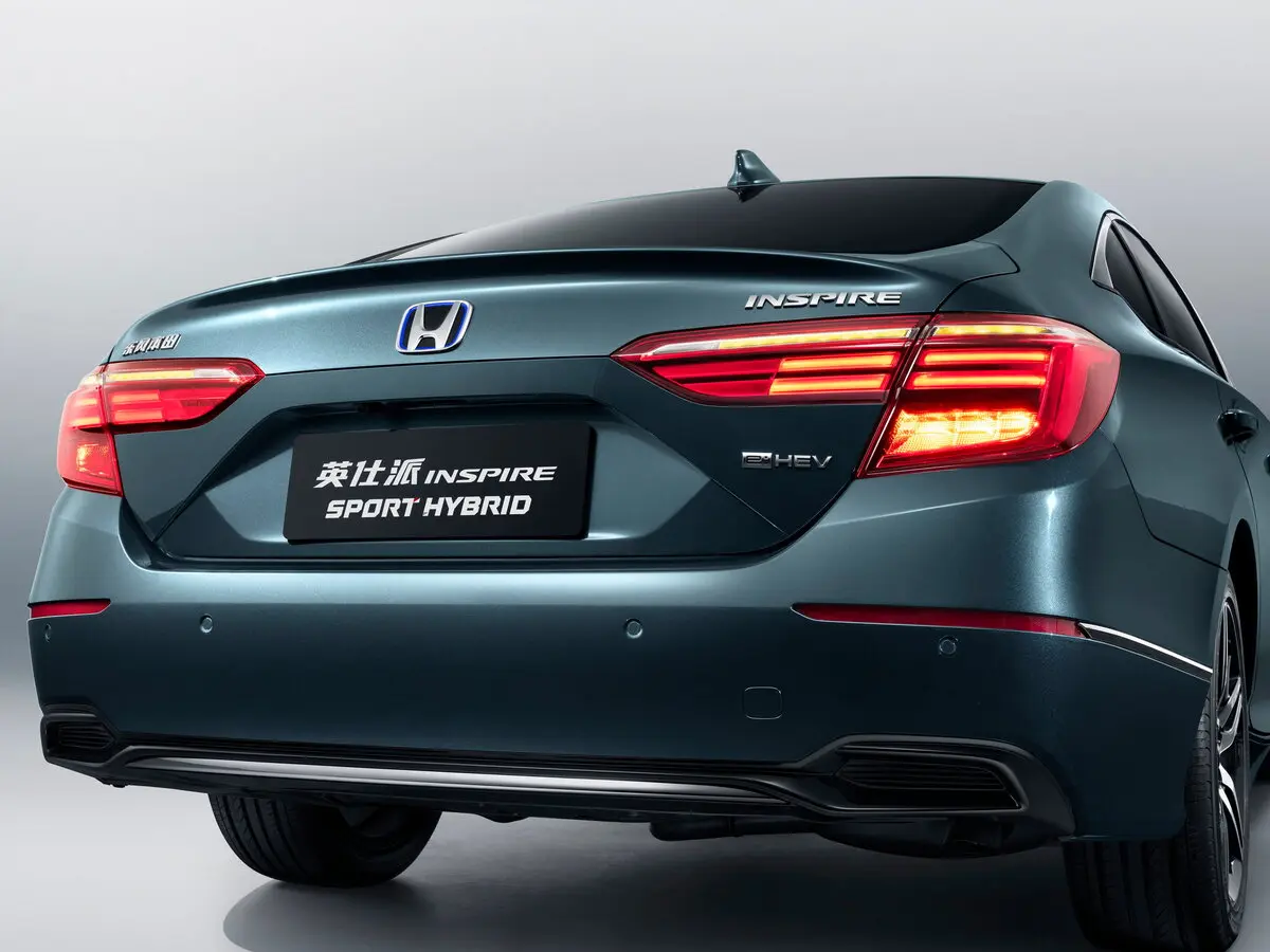 Honda Inspire VI Рестайлинг Седан — фото 10