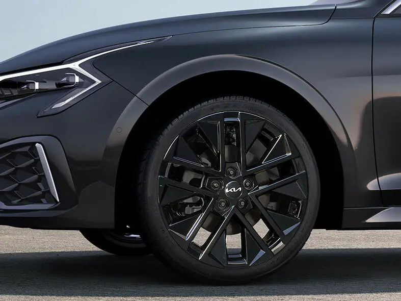 Kia K5 III Рестайлинг Седан — фото 12