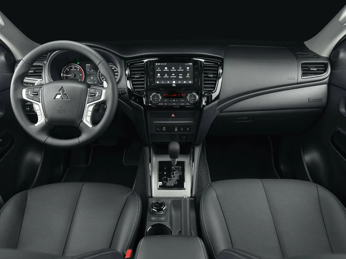 Mitsubishi L200 V Рестайлинг Пикап Одинарная кабина — сүрөт 4
