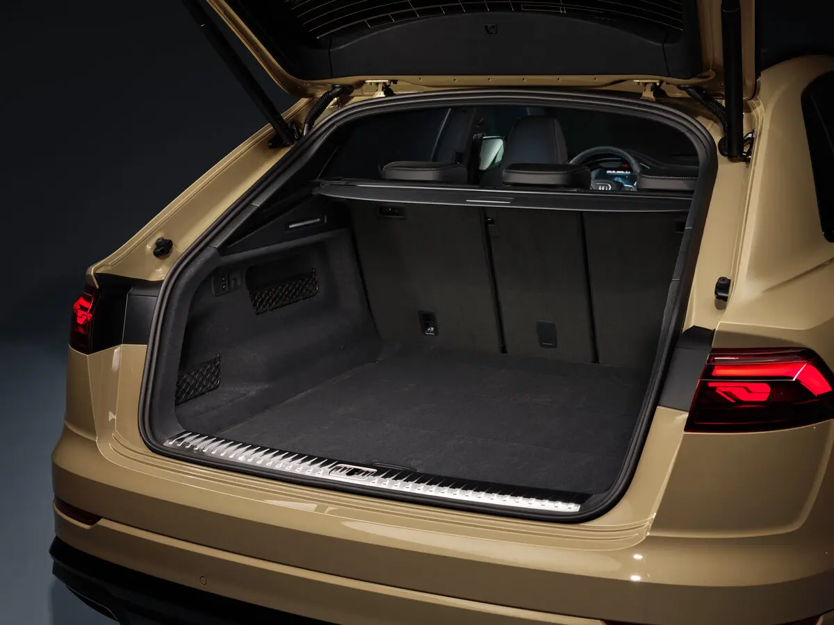 Audi Q8 I (4M) Рестайлинг Внедорожник 5 дв. — сүрөт 11