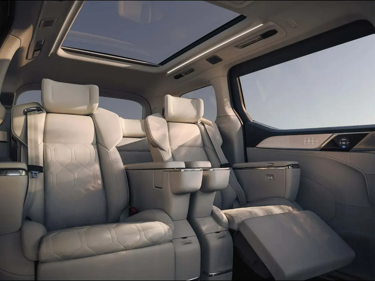 Volvo EM90 2023 – н.в. Минивэн — сүрөт 8