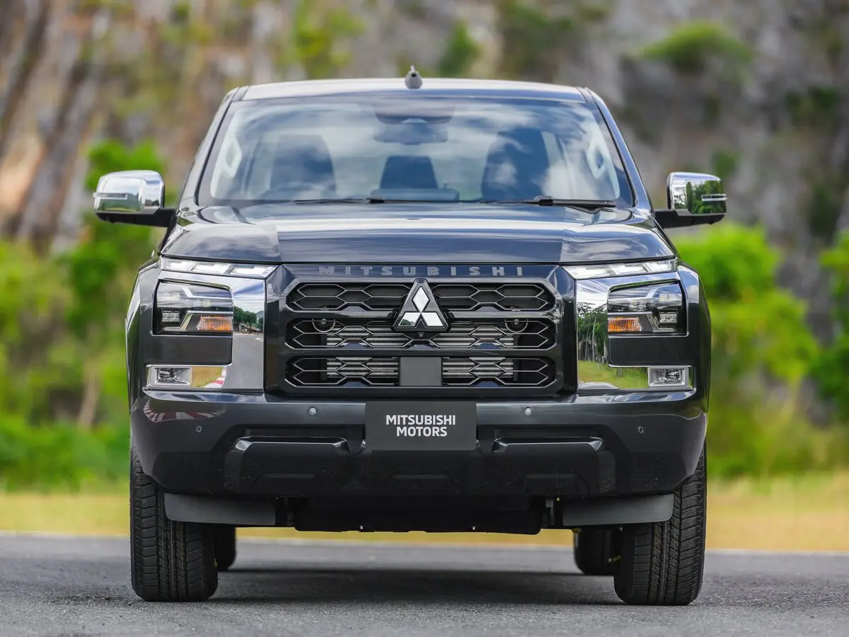 Mitsubishi L200 VI Пикап Двойная кабина — сүрөт 3