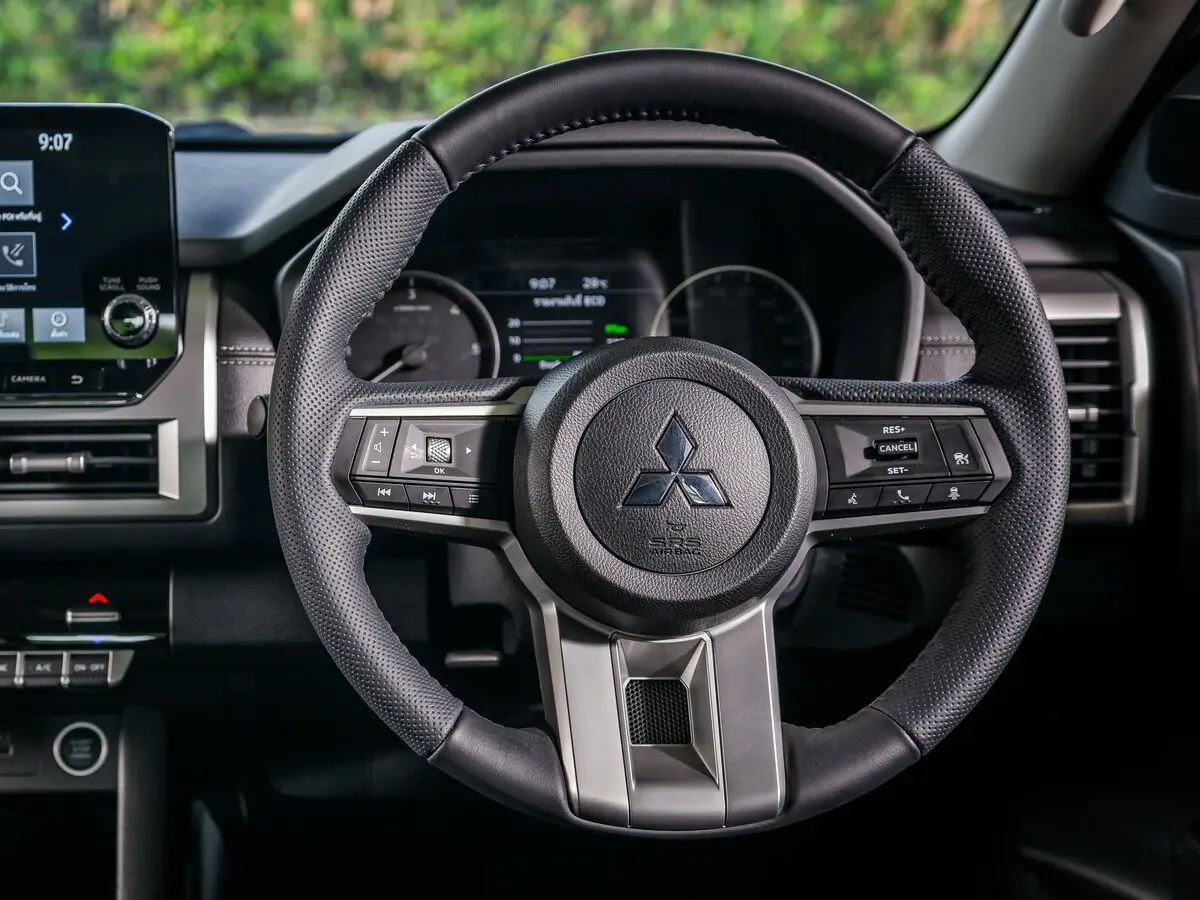 Mitsubishi L200 VI Пикап Двойная кабина — сүрөт 9